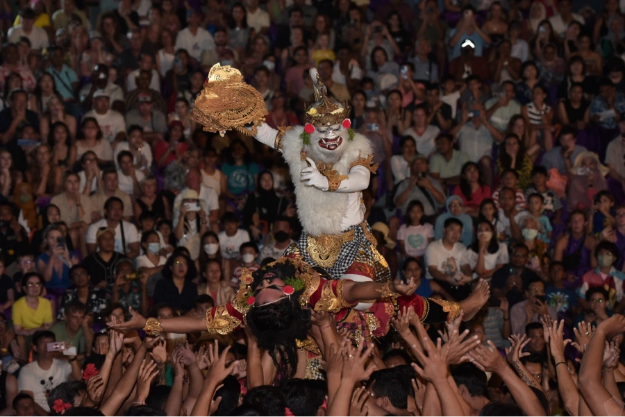 tarian-kecak